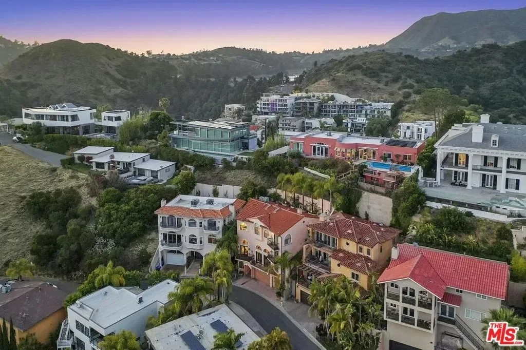 6383 Quebec Drive, Los Angeles, California, United States. - Photo 15