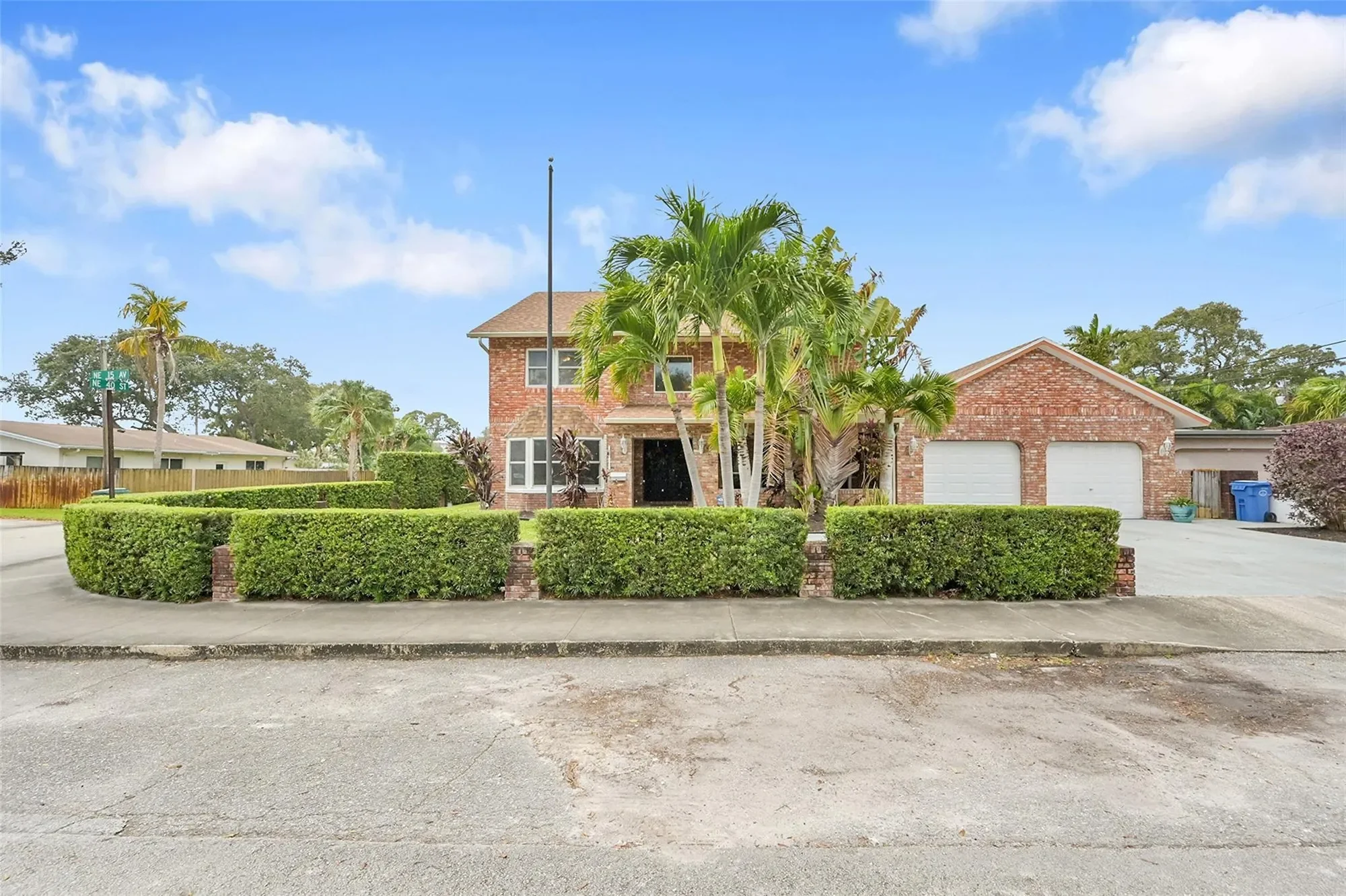 3999 NE 15th Ave, Oakland Park, Florida, United States. - Photo 4