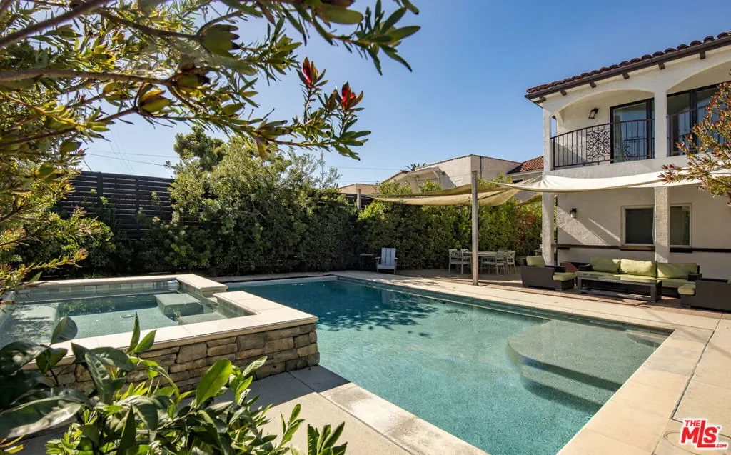 1000 S Citrus Avenue, Los Angeles, California, United States. - Photo 16