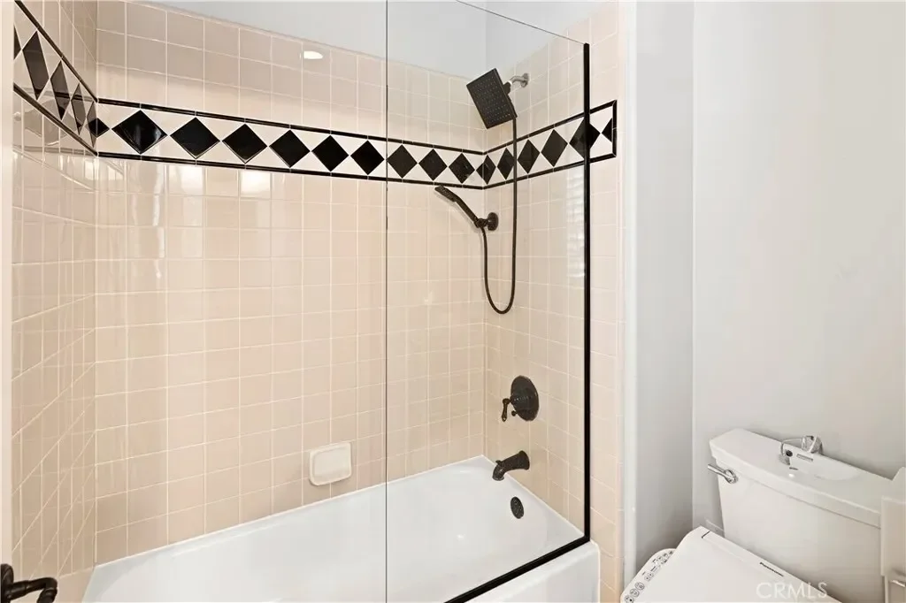 54 VALLEY TERRACE, Irvine, California, United States. - Photo 10