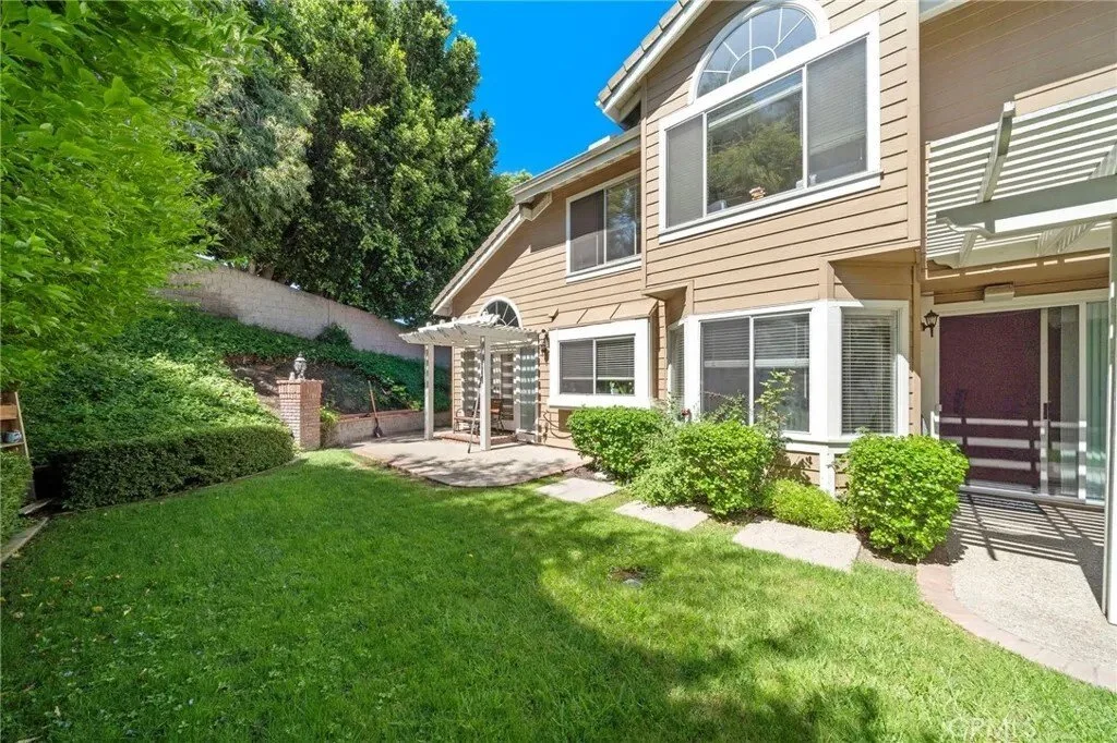 2811 N Roxbury Street, Orange, California, United States. - Photo 2