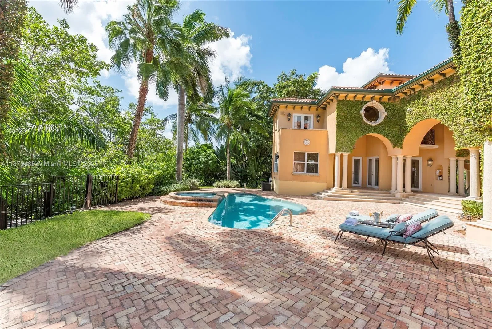 104 Paloma Dr, Miami, Florida, United States. - Photo 19