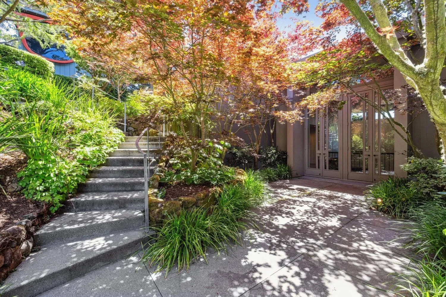 83 Mount Tiburon Road, Tiburon, California, United States. - Photo 37