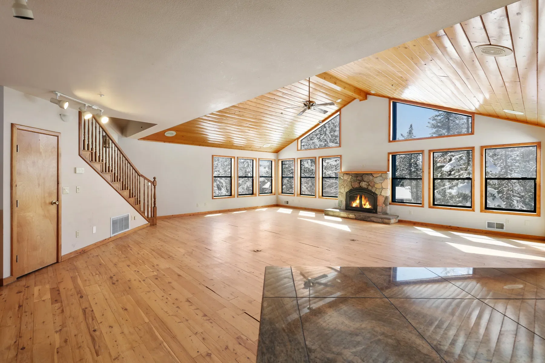 3096 North Lake Blvd, Tahoe City, CA 96145, Tahoe City, California, United States. - Photo 20