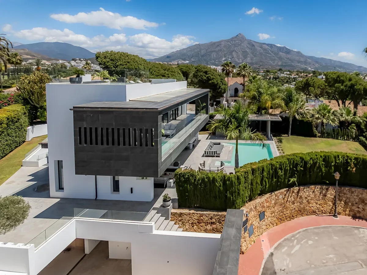 Costa del Sol, Nueva Andalucía, Málaga, Nueva Andalucía, Puerto Banus, Marbella, Spain. - Photo 30