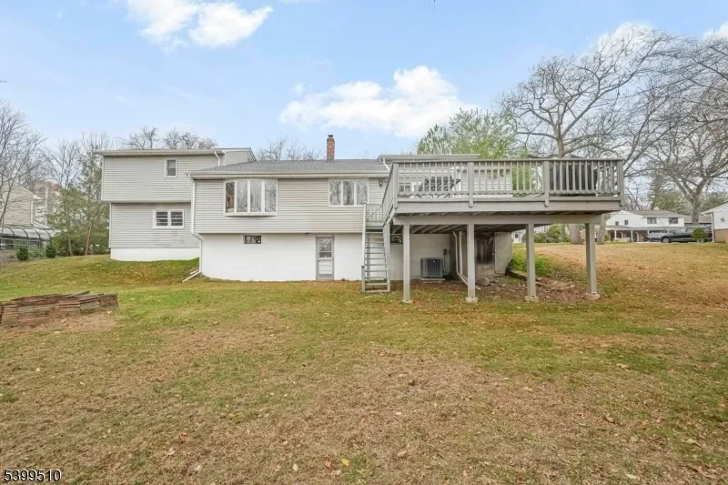 12 Clinton Ln, Wayne Twp., NJ 07470, Wayne, New Jersey, United States. - Photo 28