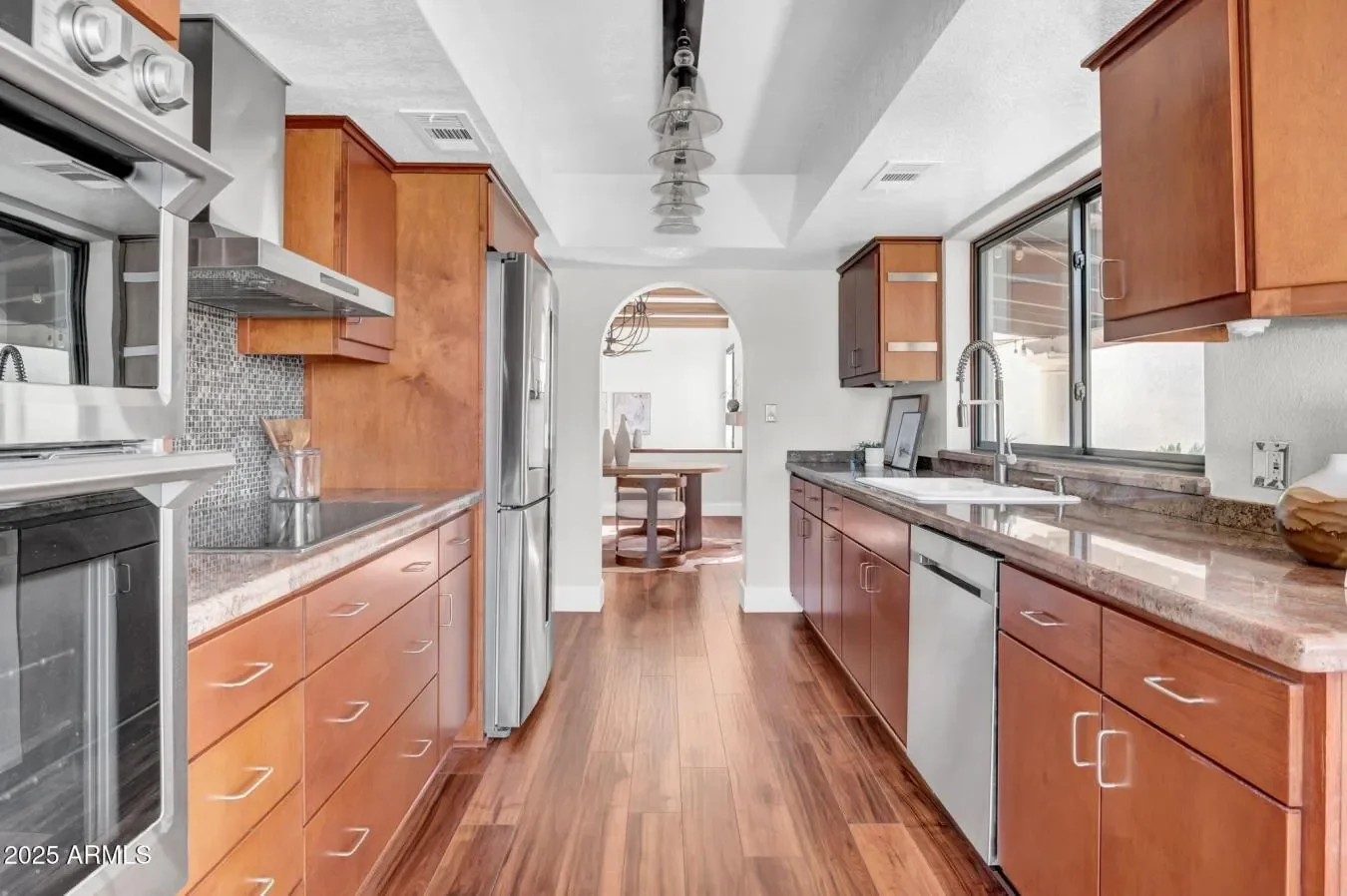 629 E MYRTLE Avenue, Phoenix, Arizona, United States. - Photo 10