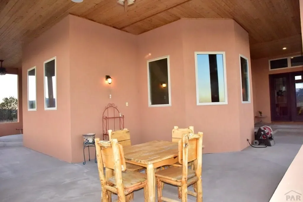 Gallery photo 6