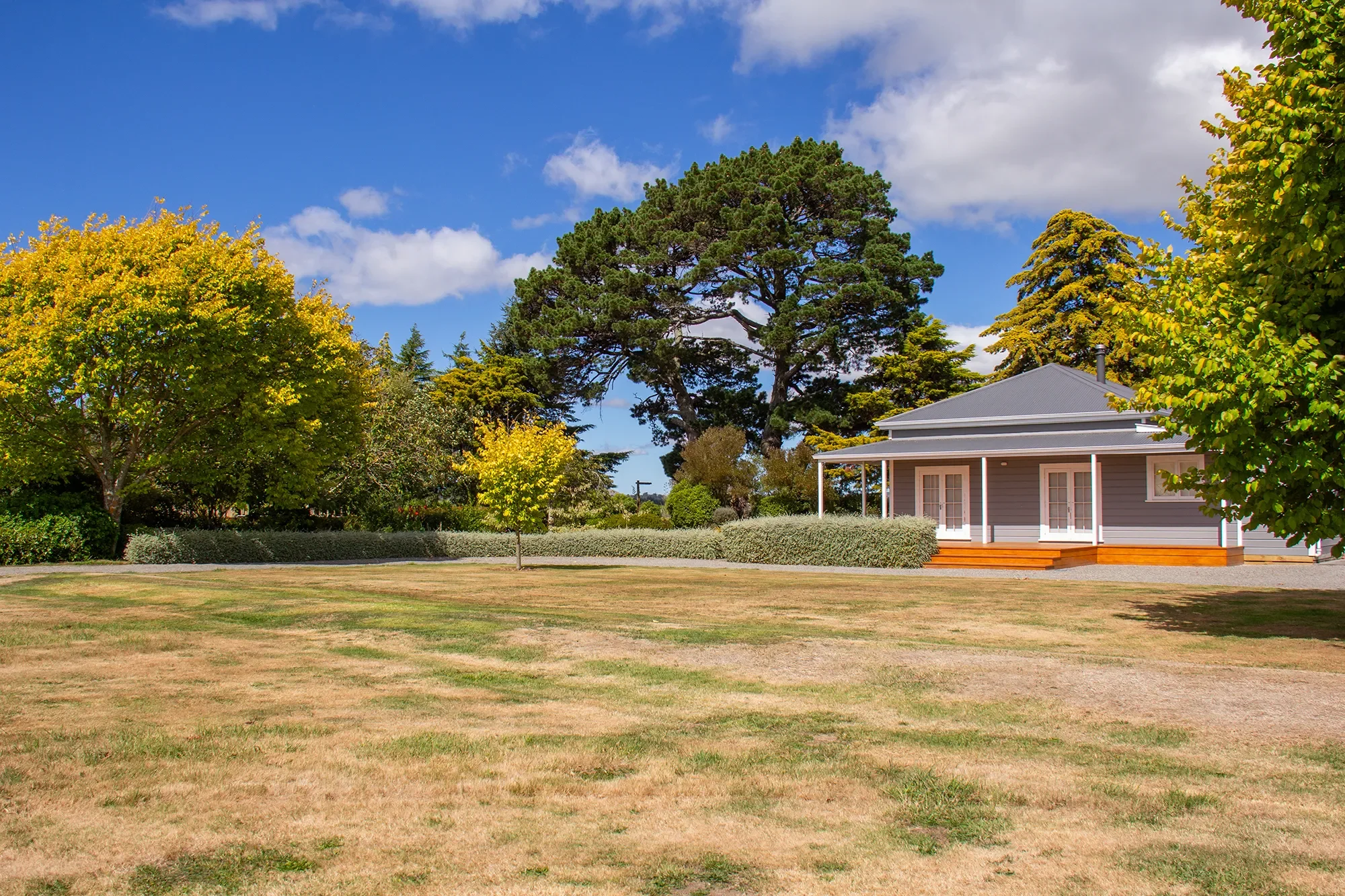 Exterior photo 11