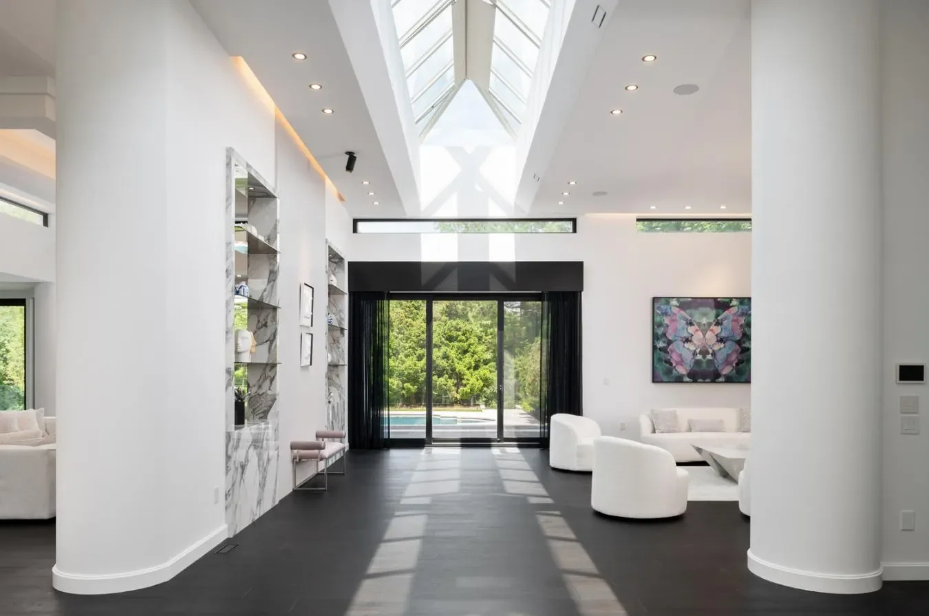 Gallery photo 3