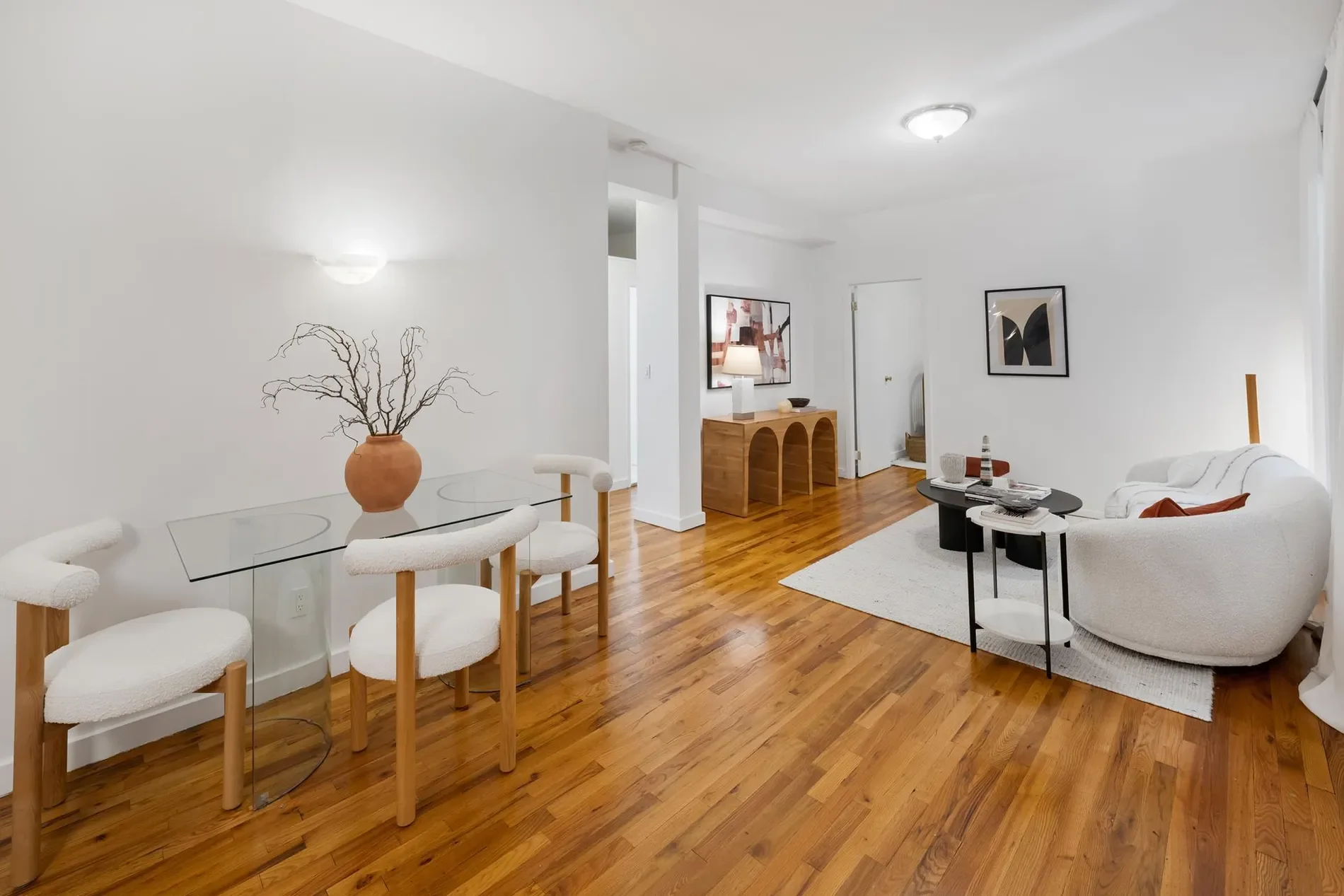 VANCOUVER, 314 W 94TH ST, New York, New York, United States. - Photo 1