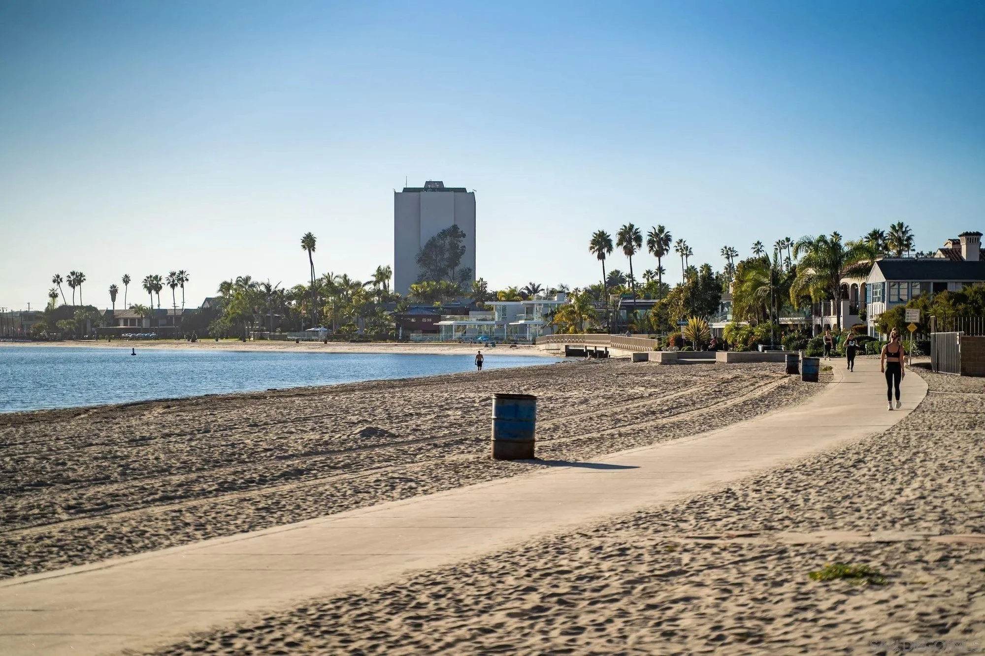 1177 Pacific Beach Drive #A, San Diego, California, United States. - Photo 3