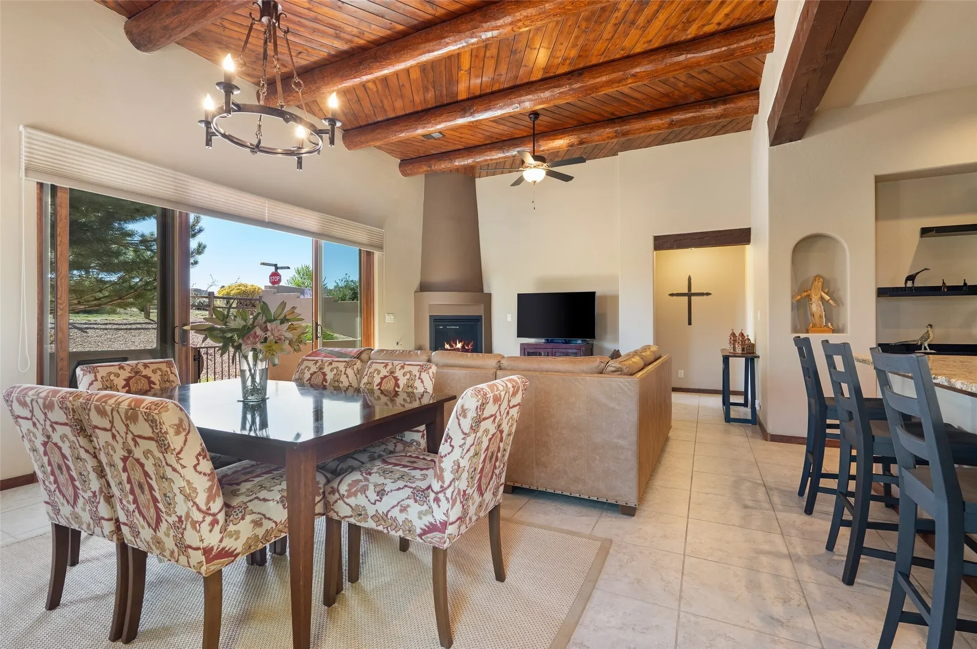 9 E Avenida Sebastian, Santa Fe, NM 87506, Santa Fe, New Mexico, United States. - Photo 13