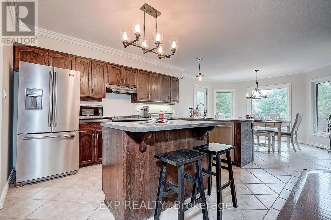 8327 OLD HOMESTEAD ROAD, Georgina, Ontario, Canada. - Photo 3