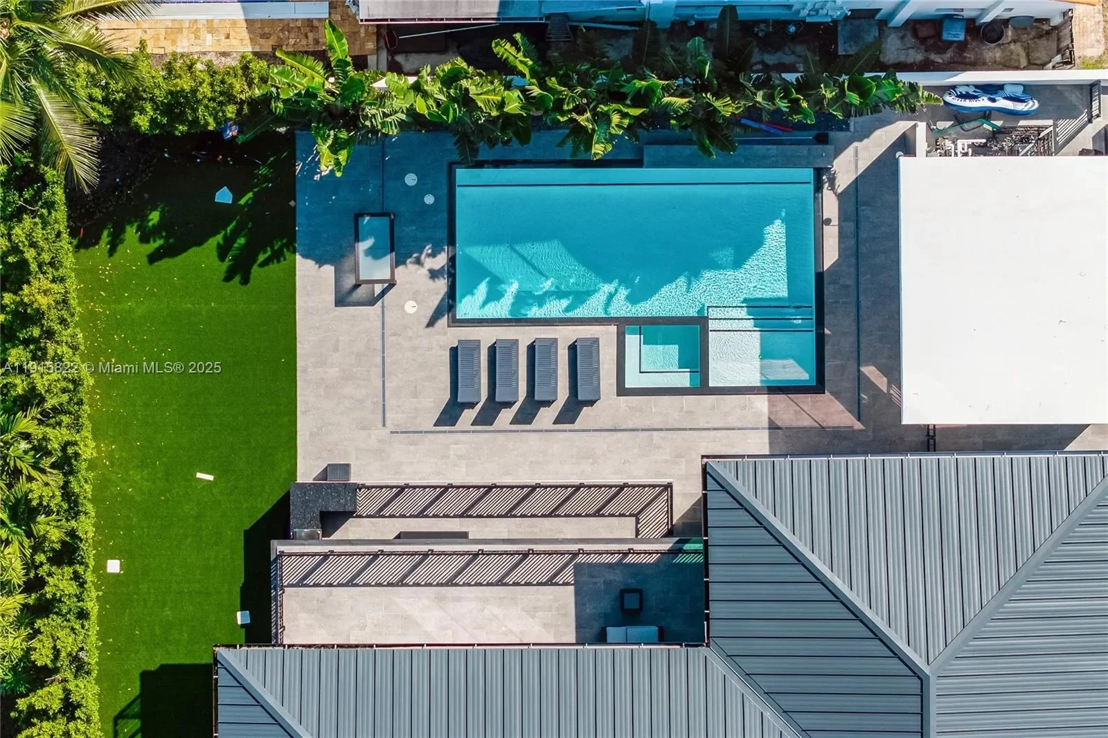 9045 Hawthorne Ave, Bal Harbour, Florida, United States. - Photo 10