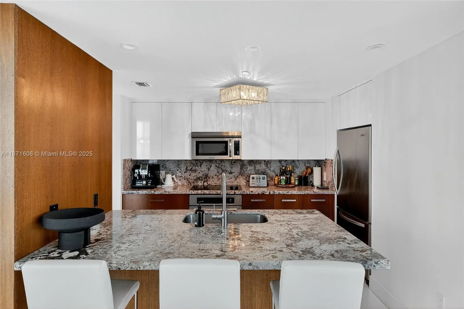 7935 East Dr 1104, Miami Beach, Florida, United States. - Photo 34