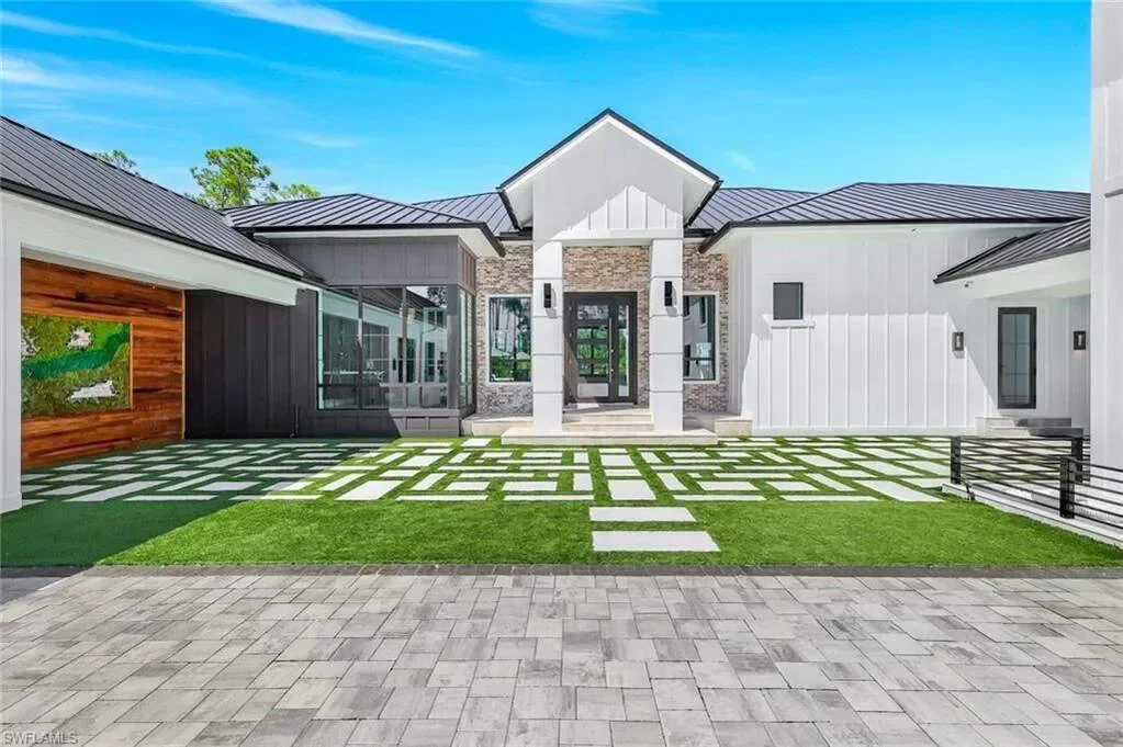 6677 Hunters RD, Naples, FL, 34109, USA, Naples, Florida, United States. - Photo 3