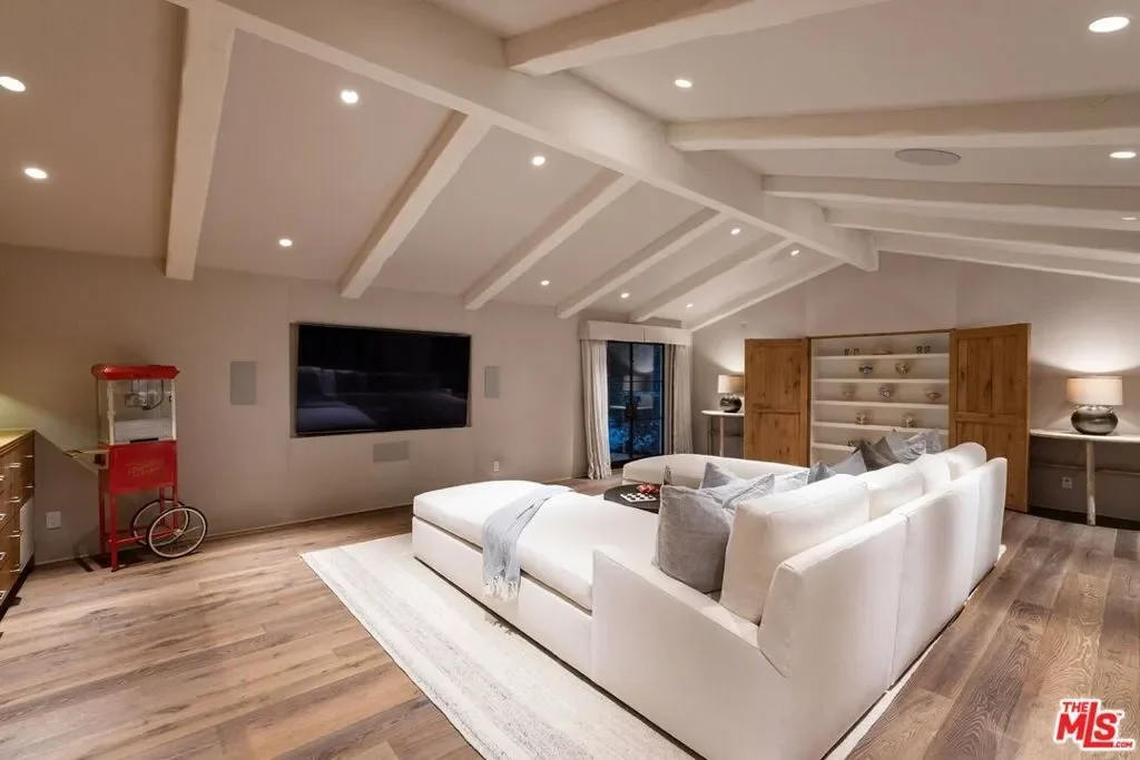 Gallery photo 10