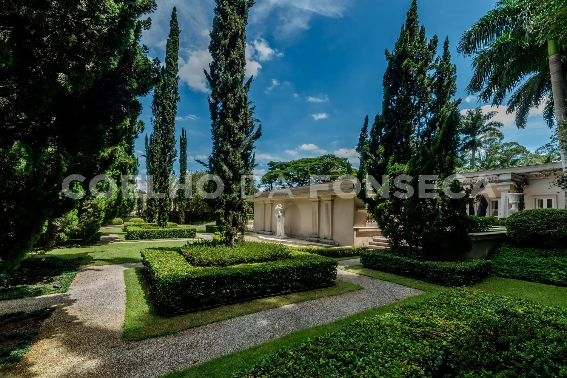 Gallery photo 4