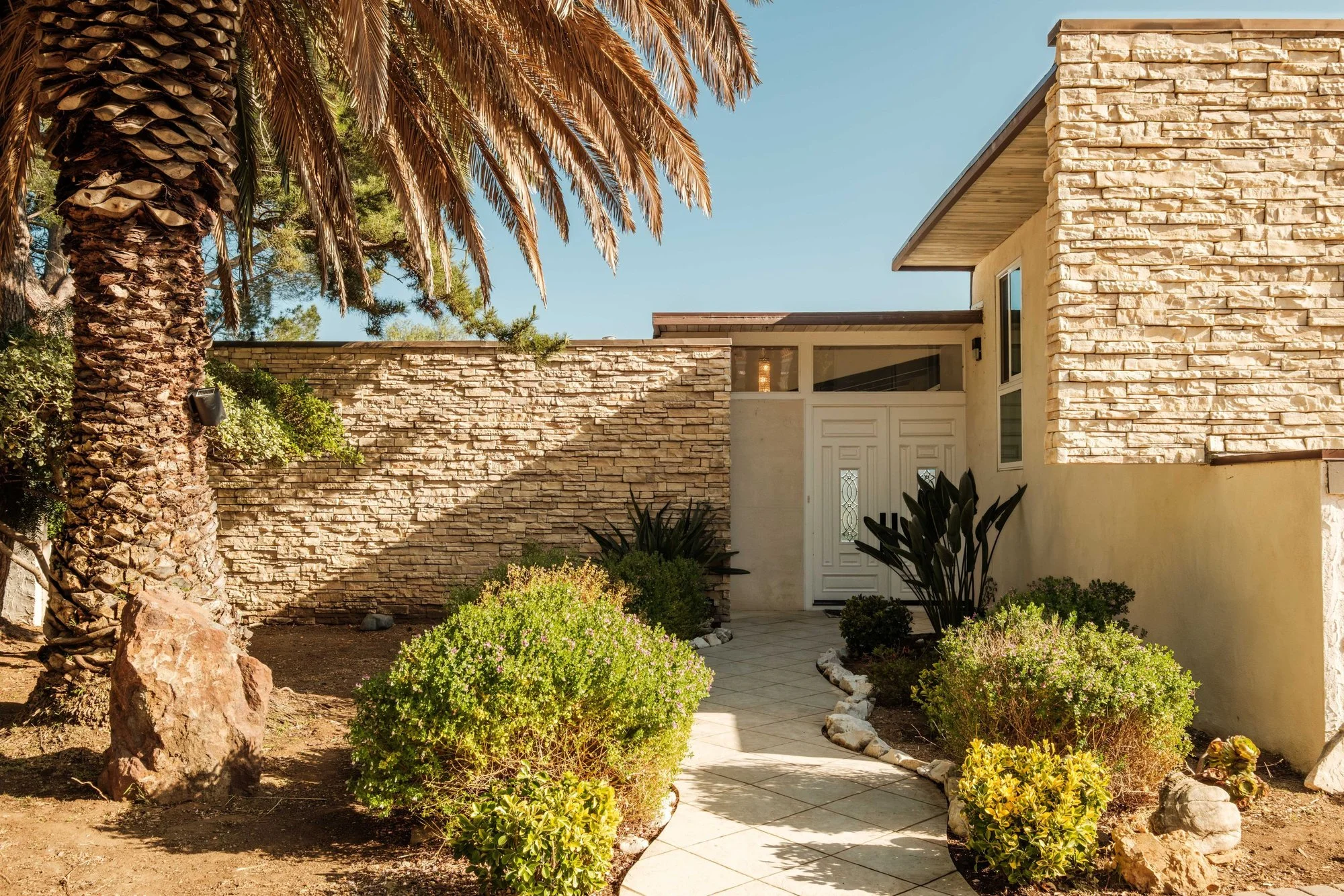 26094 Mulholland Highway , Calabasas, CA 91302, Hidden Hills, California, United States. - Photo 32