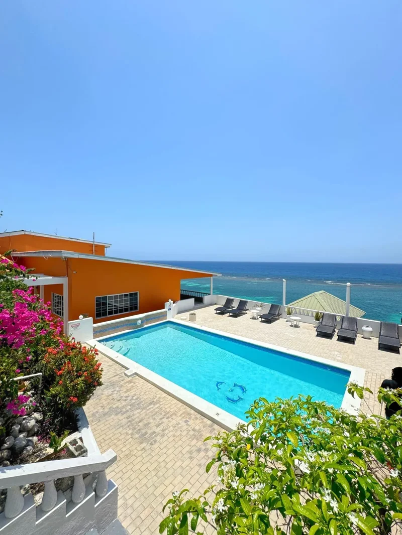 Prime Waterfront Airbnb Retreat Near Jamaica’s North Coast Beaches
