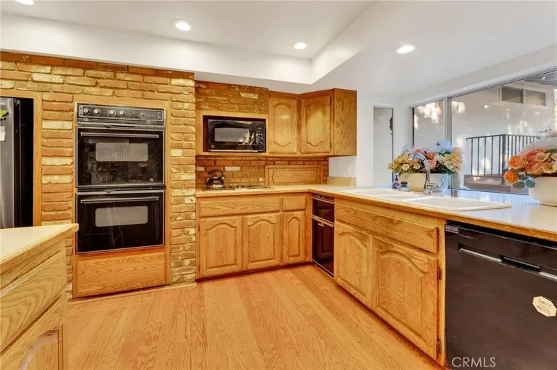 1146 Sandhurst Lane, La Verne, CA 91750, La Verne, California, United States. - Photo 66