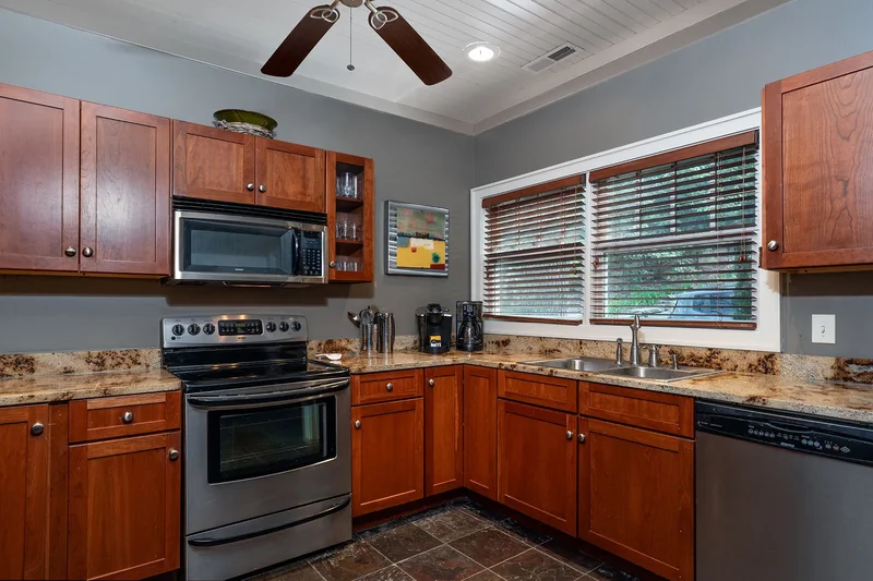 205 Honey Hill Drive, Blowing Rock, NC 28605, Blowing Rock, North Carolina, United States. - Photo 14