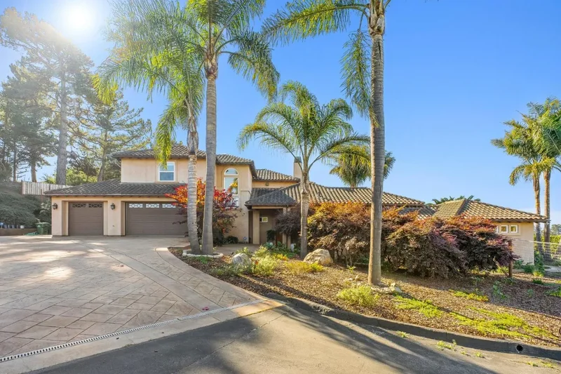 69 Crest Drive, Watsonville, California, United States. - Photo 26