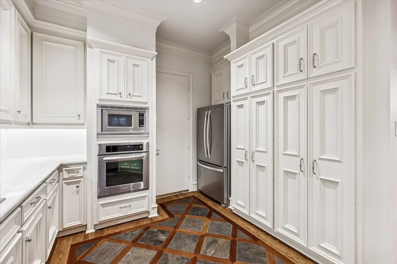 5823 Augusta Court, Houston, TX 77057, Houston, Texas, United States. - Photo 11