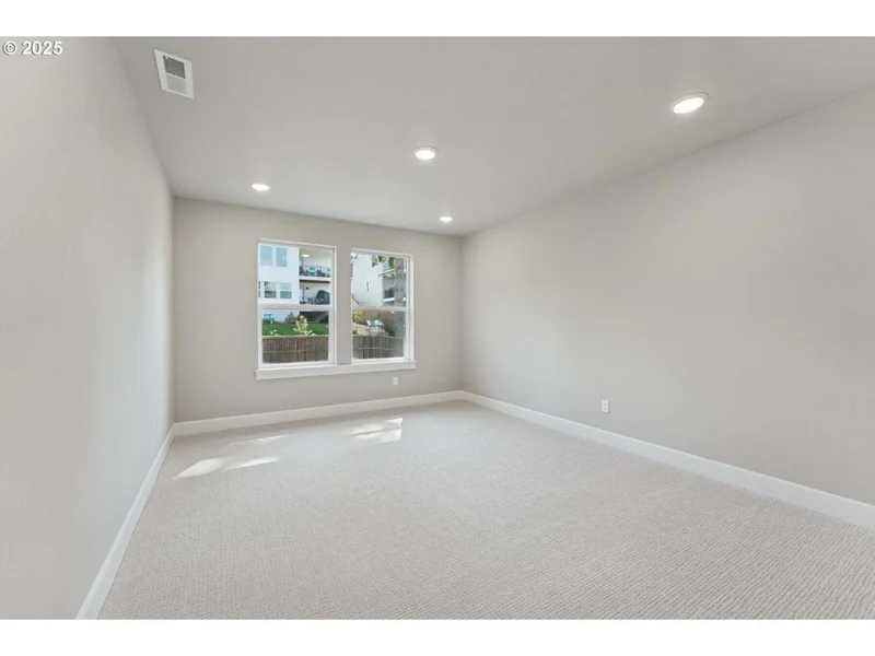 22987 Bland Cir, WestLinn, OR 97068, West Linn, Oregon, United States. - Photo 19