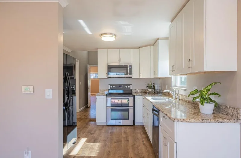 1113 Presidio Boulevard, Pacific Grove, California, United States. - Photo 35