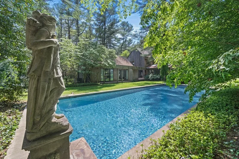5 White Pine Road, East Hampton, NY 11937, East Hampton, New York, United States. - Photo 39