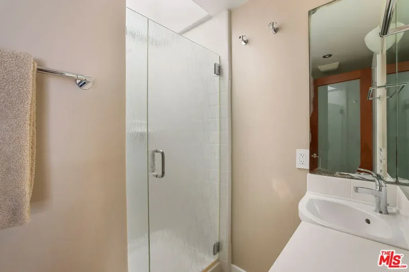 11770 Pacific Coast Highway Q, Malibu, California, United States. - Photo 27