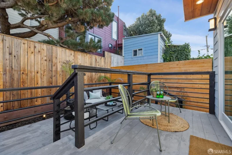 89 Naples Street, San Francisco, California, United States. - Photo 32