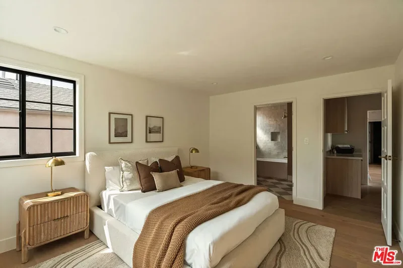 851 Dickson Street, Marina del Rey, California, United States. - Photo 27