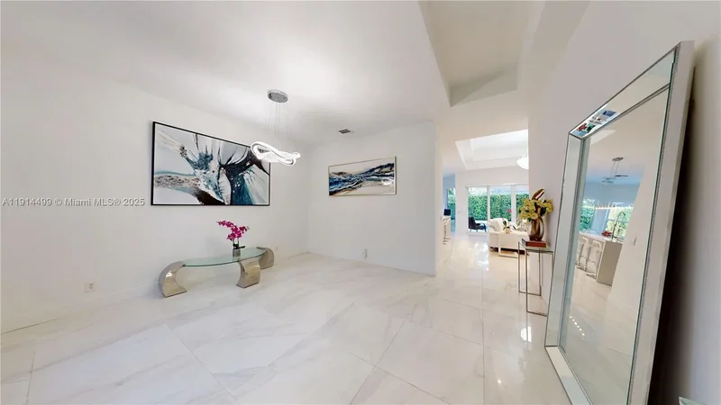 1946 Harbor View Cir, Weston, Florida, United States. - Photo 21