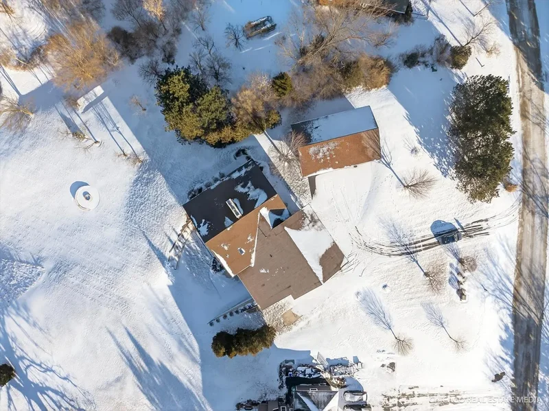 6509 Oak Hill Drive, Richmond, IL 60071, Spring Grove, Illinois, United States. - Photo 62