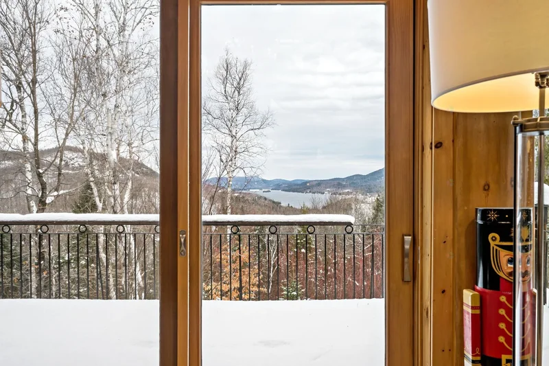 243 Rue Pinoteau, Mont-Tremblant, Quebec, Canada. - Photo 3