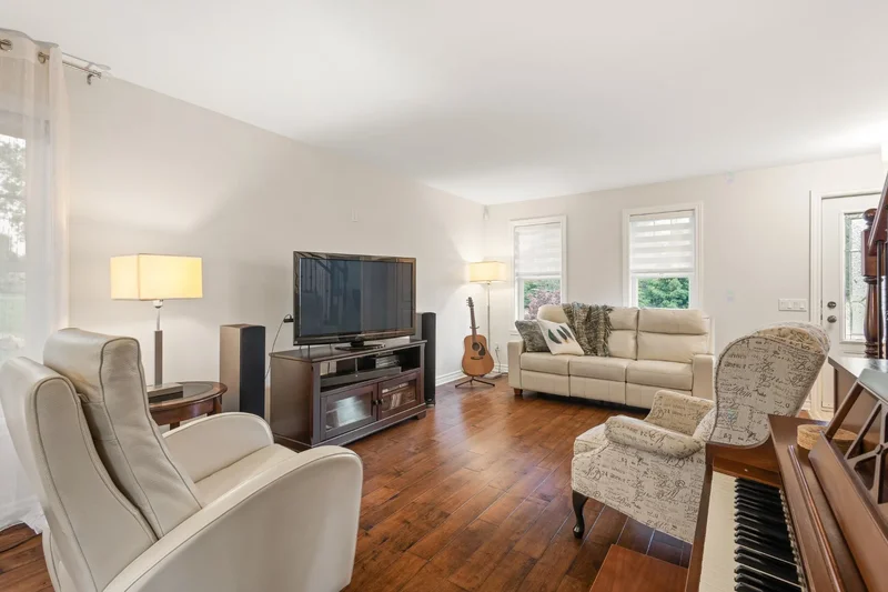 125 Rue du Diamant, Bromont, Quebec, Canada. - Photo 23