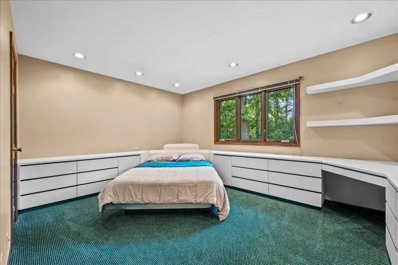 1985 Clavey Road, Highland Park, IL, 60035, USA, Highland Park, Illinois, United States. - Photo 21