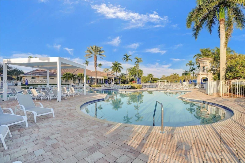 1629 Blue Jay Cir, Weston, Florida, United States. - Photo 37