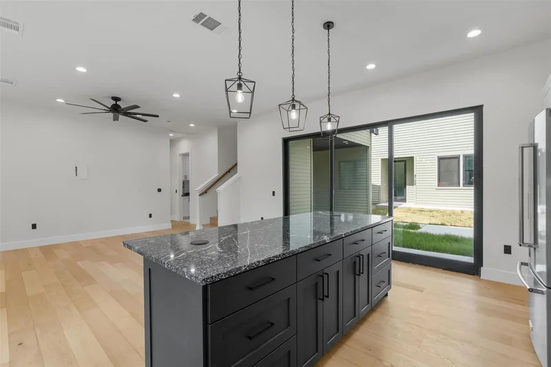 818 Stark ST A, Austin, Texas, United States. - Photo 13