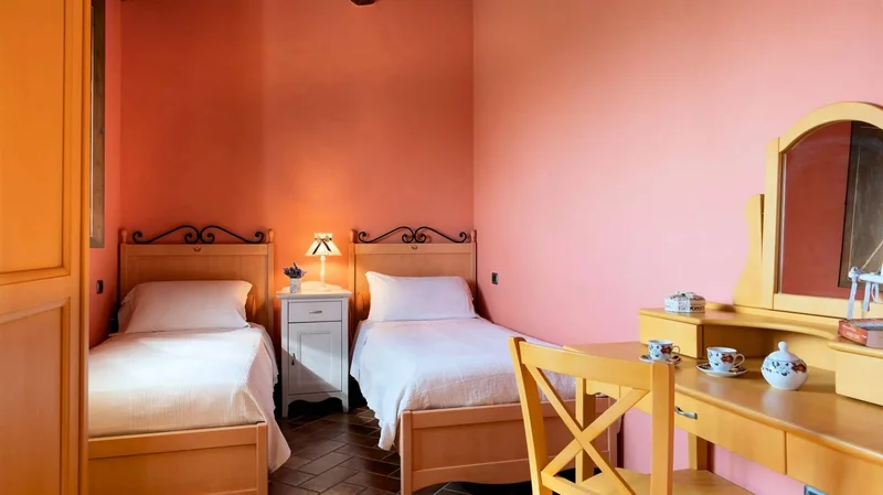 San Cipriano, Tuscany, Italy. - Photo 15