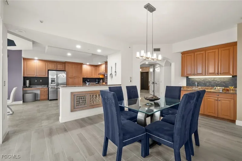 6061 Silver King Boulevard , 906, Cape Coral, FL 33914, Cape Coral, Florida, United States. - Photo 37