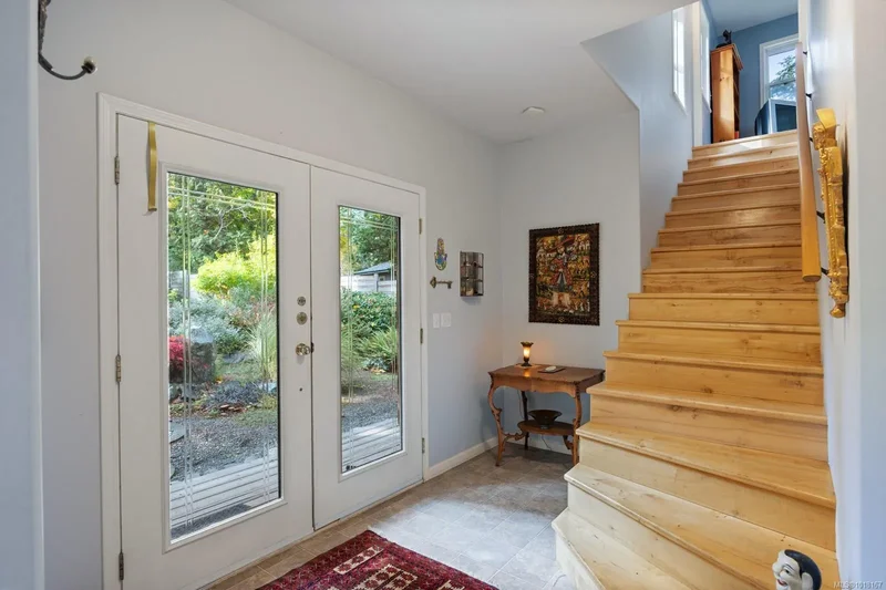 3495 Harwood Rd, Hornby Island, British Columbia, Canada. - Photo 37