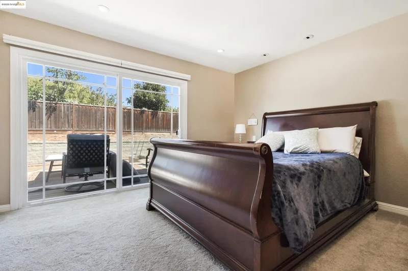 3555 Laurant Way, San Jose, California, United States. - Photo 17
