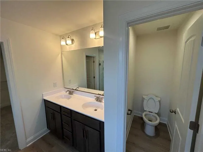 1433 Wharf Hill Drive, Smithfield, Virginia, United States. - Photo 13