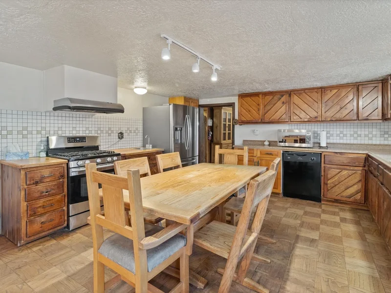 420 Camino Don Miguel, Santa Fe, NM 87505, Santa Fe, New Mexico, United States. - Photo 19