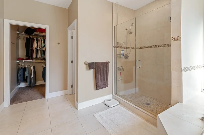 5005 Bay Road, Sechelt, BC V7Z 0E9, Sechelt, British Columbia, Canada. - Photo 8