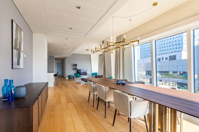 Luxury 2 Bedroom Apartment in Warsaw